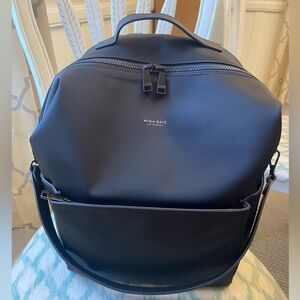 Mina Baie Nylon Stevie